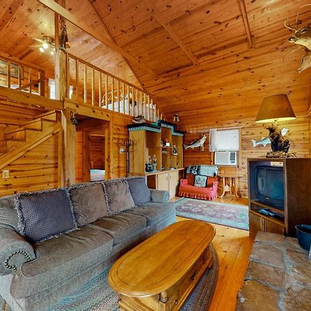 Charlie'S Ol' Fishing Cabin ユリーカ・スプリングス エクステリア 写真