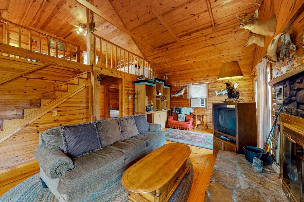 Charlie'S Ol' Fishing Cabin ユリーカ・スプリングス エクステリア 写真