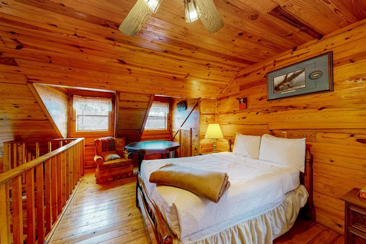 Charlie'S Ol' Fishing Cabin ユリーカ・スプリングス エクステリア 写真